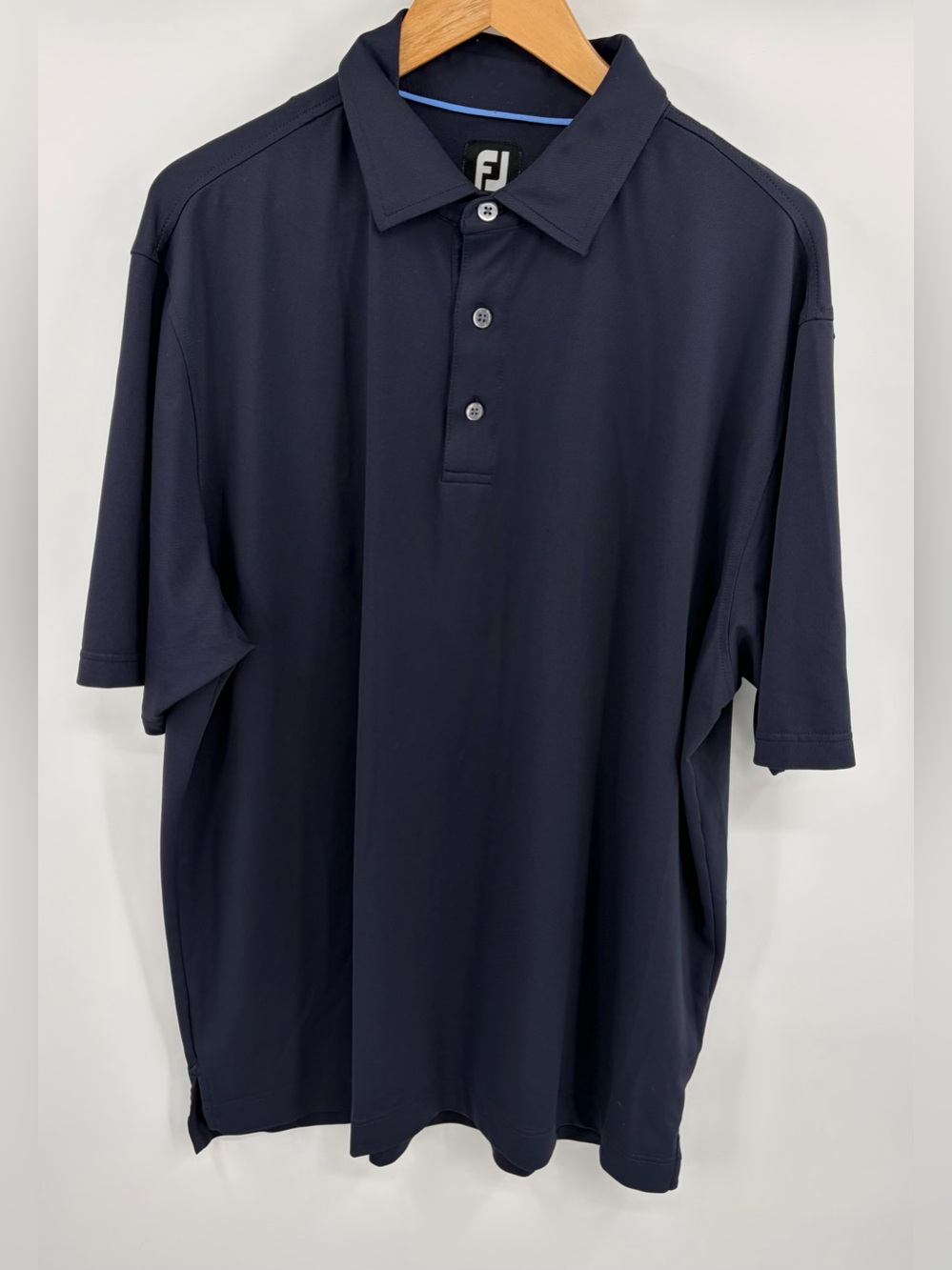 FootJoy navy 3 button golf performance polo men’s XL athletic